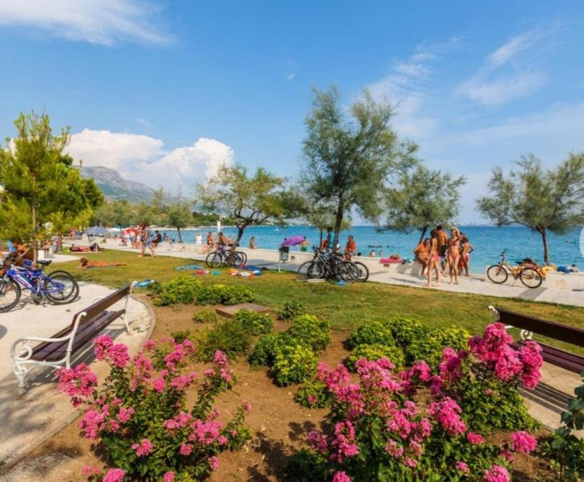 Stone House Lovric Apartman Kaštela Kültér fotó